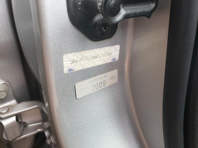 Fusion V6 39.000 km NOVO RARIDADE - Foto 18