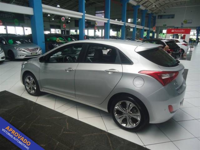 HYUNDAI I30 1.8 4P AUTOMATICO - Foto 4