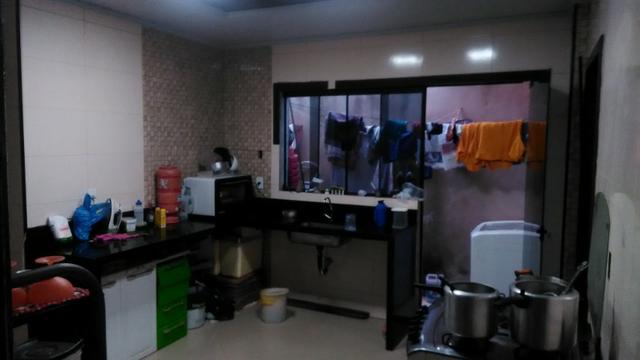 Vendo uma casa