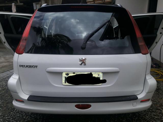 Vendo Peugeot 206sw feline ano 2006 R$12.500,00
