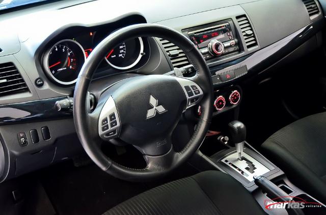Lancer 2.0 160 Cv Automatico 61.000 Km 2013 - Foto 10