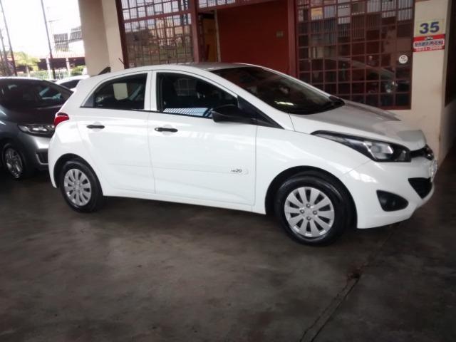 Hb20 1.0 Flex Completo Única Dona 2015 - Foto 12