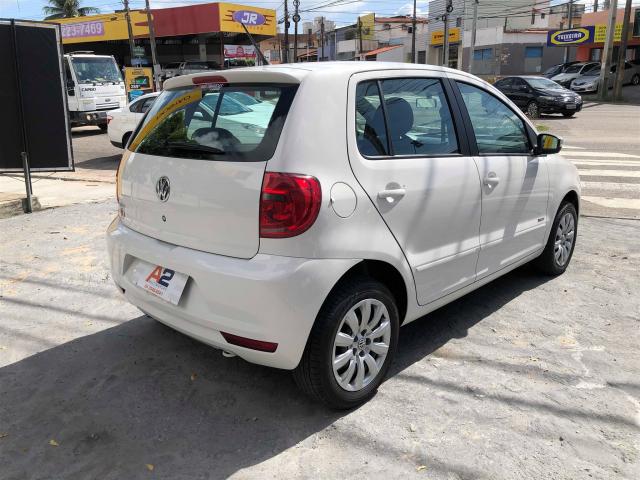 VOLKSWAGEN FOX 2013/2014 1.0 MI 8V FLEX 4P MANUAL - Foto 12