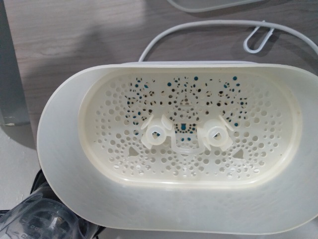 Esterilizador de mamadeira e chupeta ( Philips Avent) - Foto 3