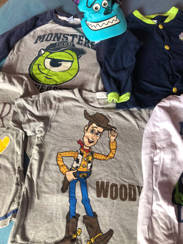 Roupas Disney tamanho 2 anos *Lote por 30,00 - Foto 3