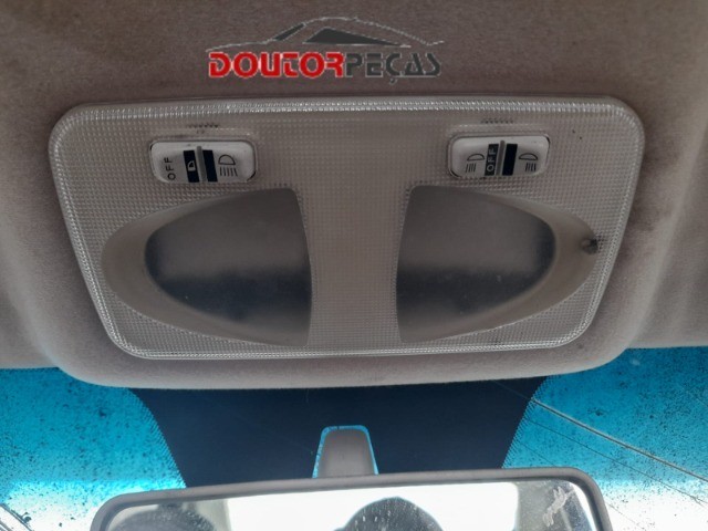 Luz de teto Fiat Linea 2011