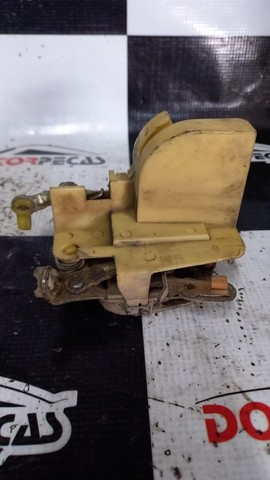 fechadura porta dianteira esquerda Chevrolet corsa classic  - Foto 2