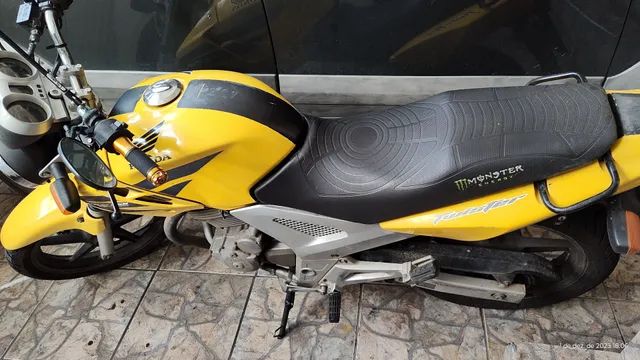 Moto de trilha só 1 500,00 Reais Motos Baixadas de Leilão 