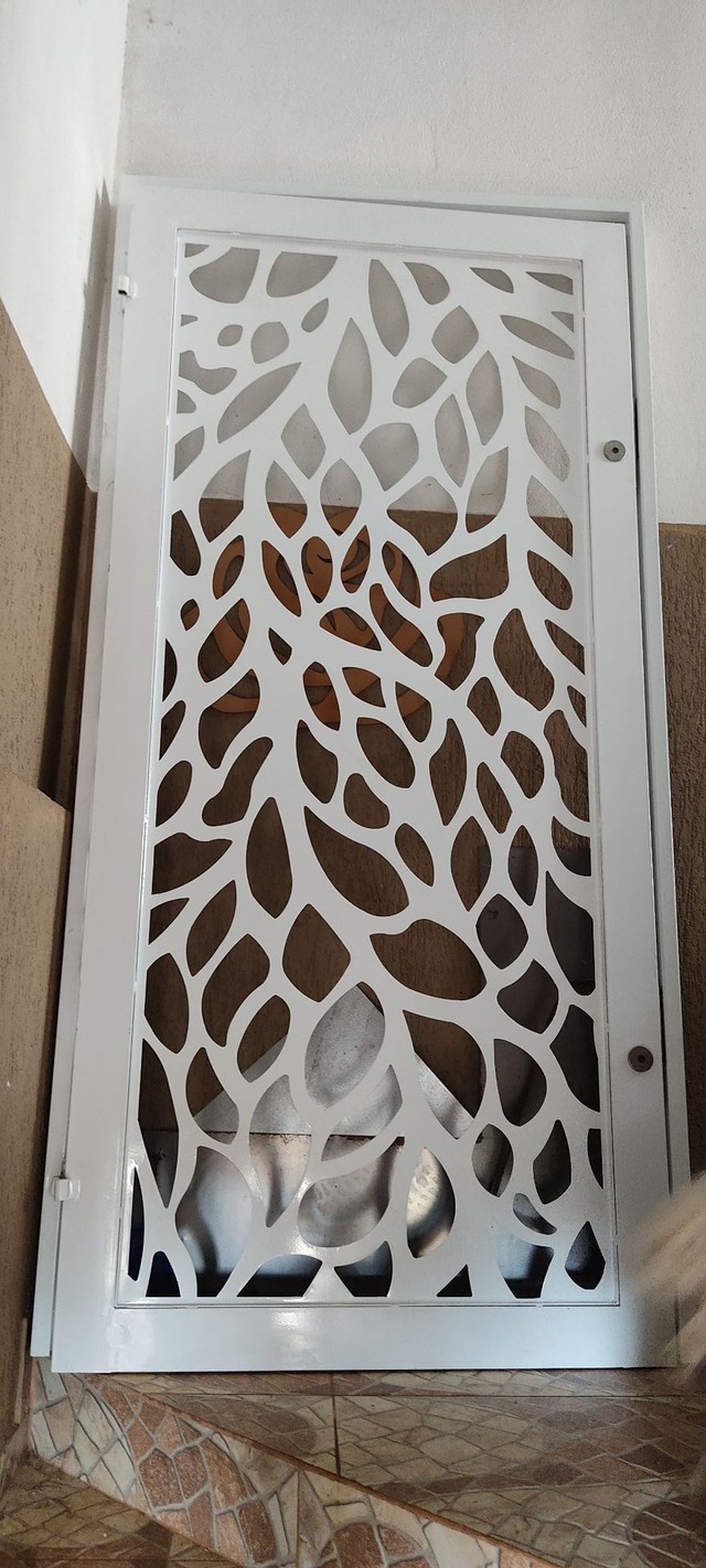 Porta com portal de corte a Laser  linda  - Foto 2