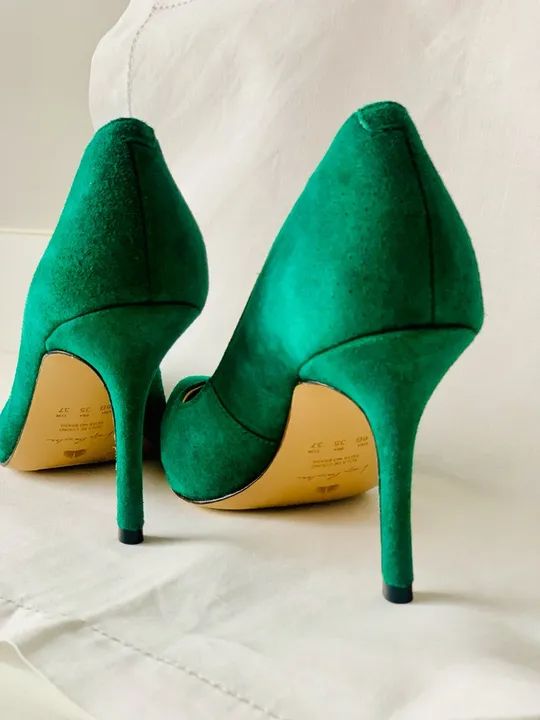 Super Promocao Scarpin Luiza Barcelos em couro Novo num 35/36 - Foto 2