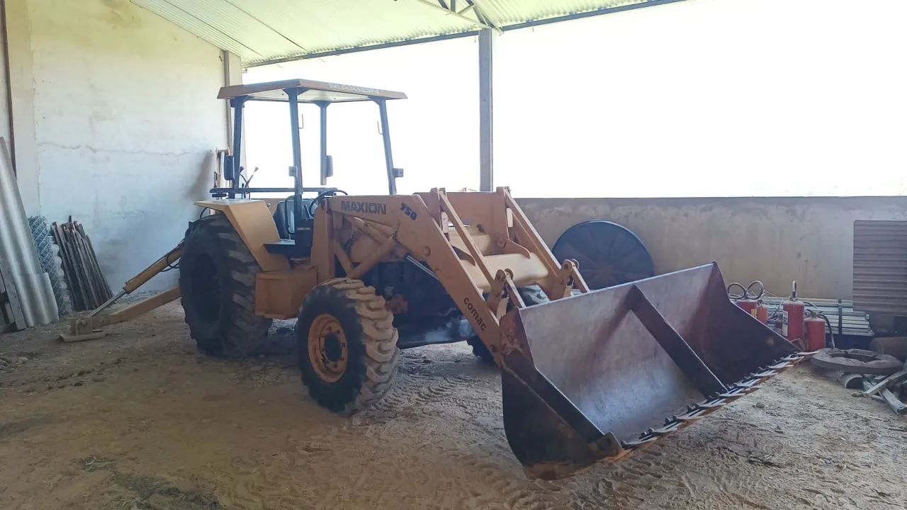 Trator Maxion 750