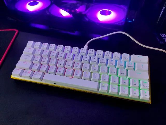 Teclado Gamer Mecânico Compacto Cooler Master SK620, RGB, Switch Low Profile - Foto 4
