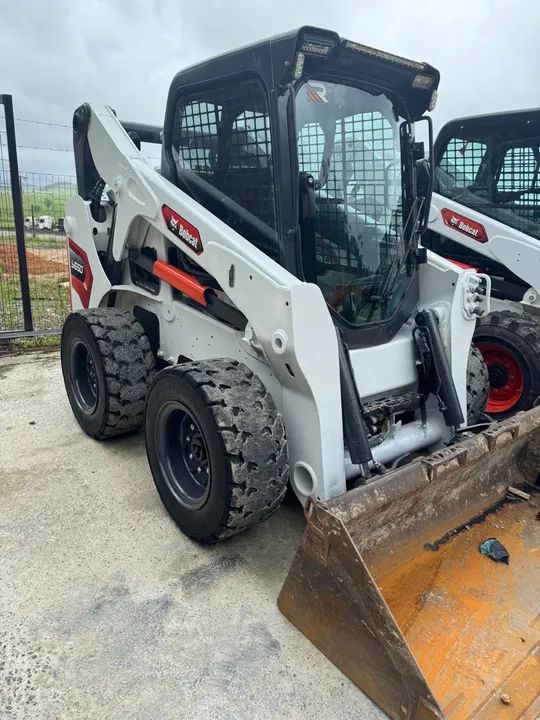 Mini carregadeira Bobcat S650 Ano 2014 - Foto 5