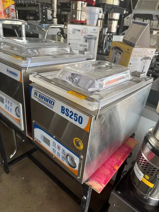 Máquina para Embalagem a Vácuo - R. Baião - Foto 2