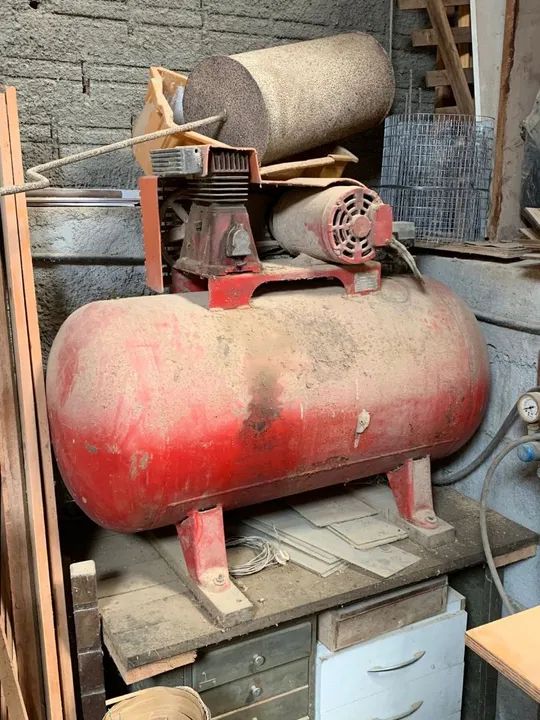 Compressor de ar industrial e esquadrejadeirausado - Foto 4