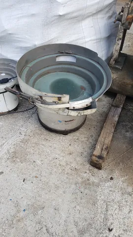 Alimentador vibratório