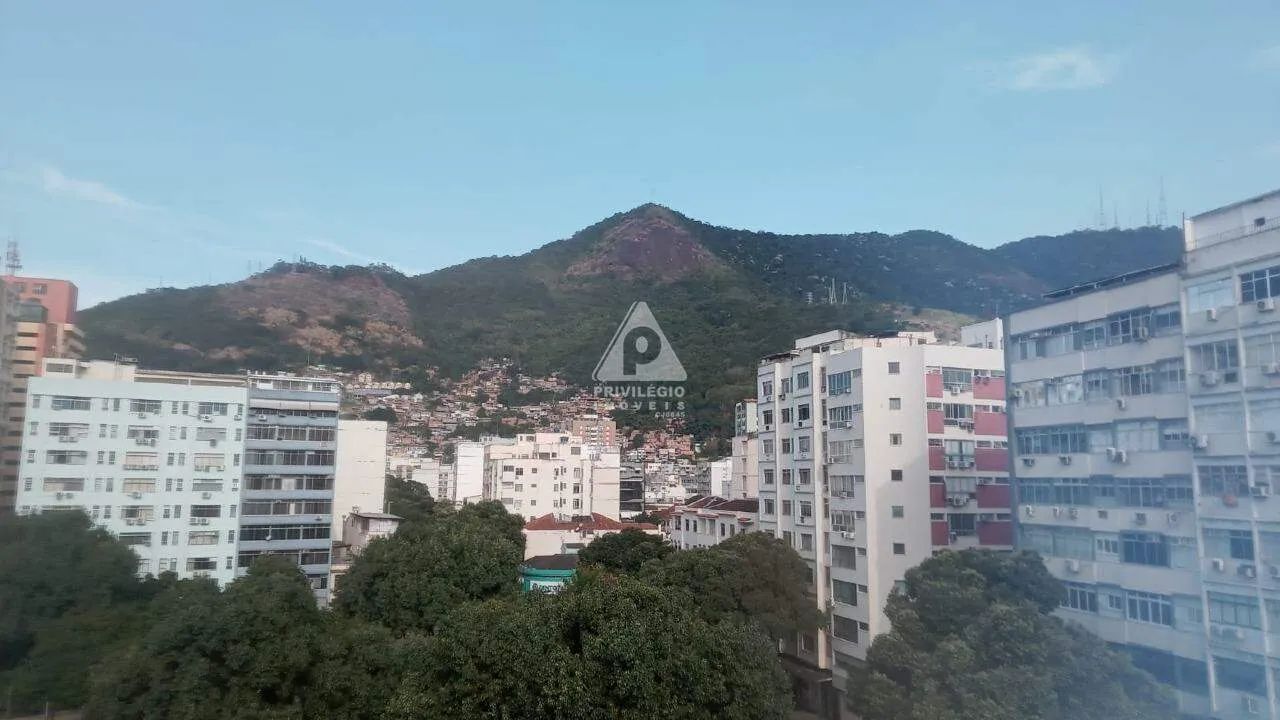 Sala Comercial de frete a Praça Saenz Pena. - Foto 13