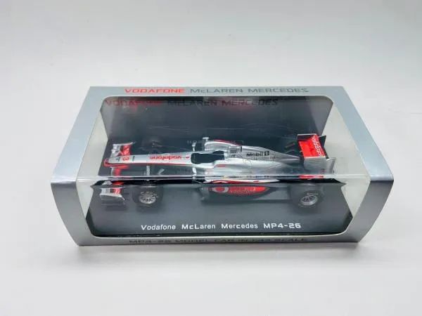 Miniatua Vodafone Mclaren Mercedes Mp4/26 Spark 1/43 - Hobbies e