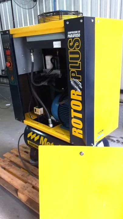 COMPRESSOR PARAFUSO 10 HP METALPLAN