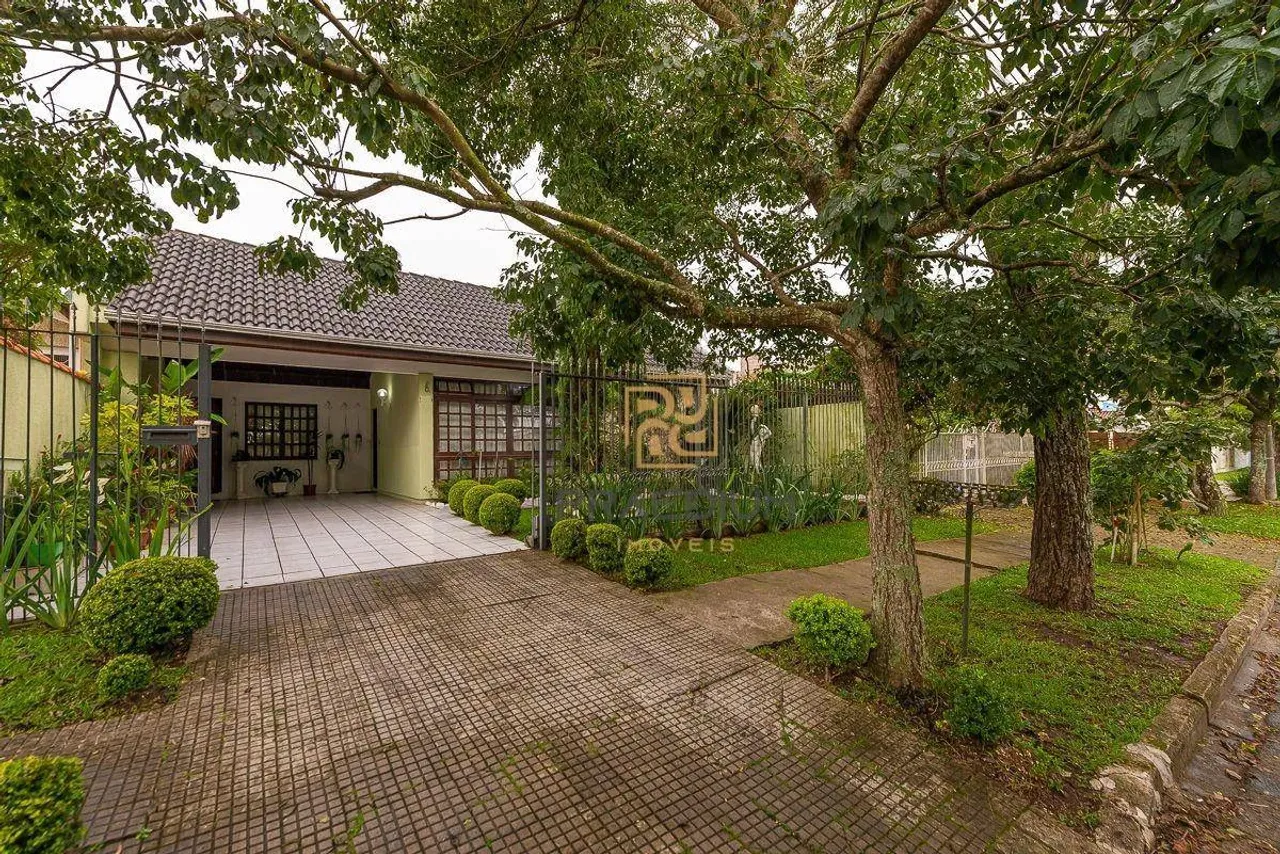 Casa com 4 dormitórios à venda, 200 m² por R$ 1.150.000,00 - São Braz - Curitiba/PR
