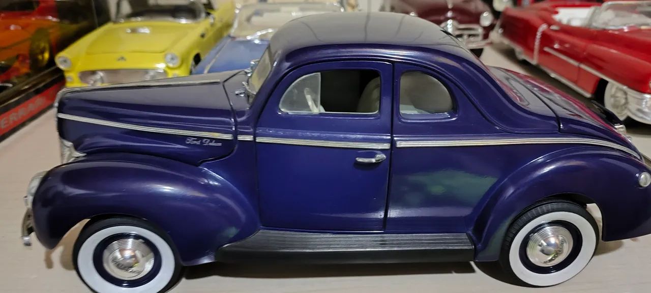 Ford de Luxo 1940 1:18 - Foto 3