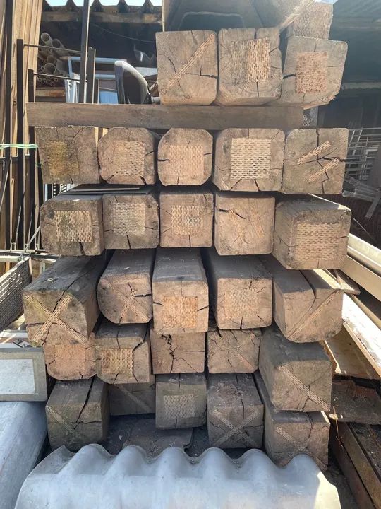 Dormente 23x23 - 4,00MT Eucalipto Tratado - Foto 2