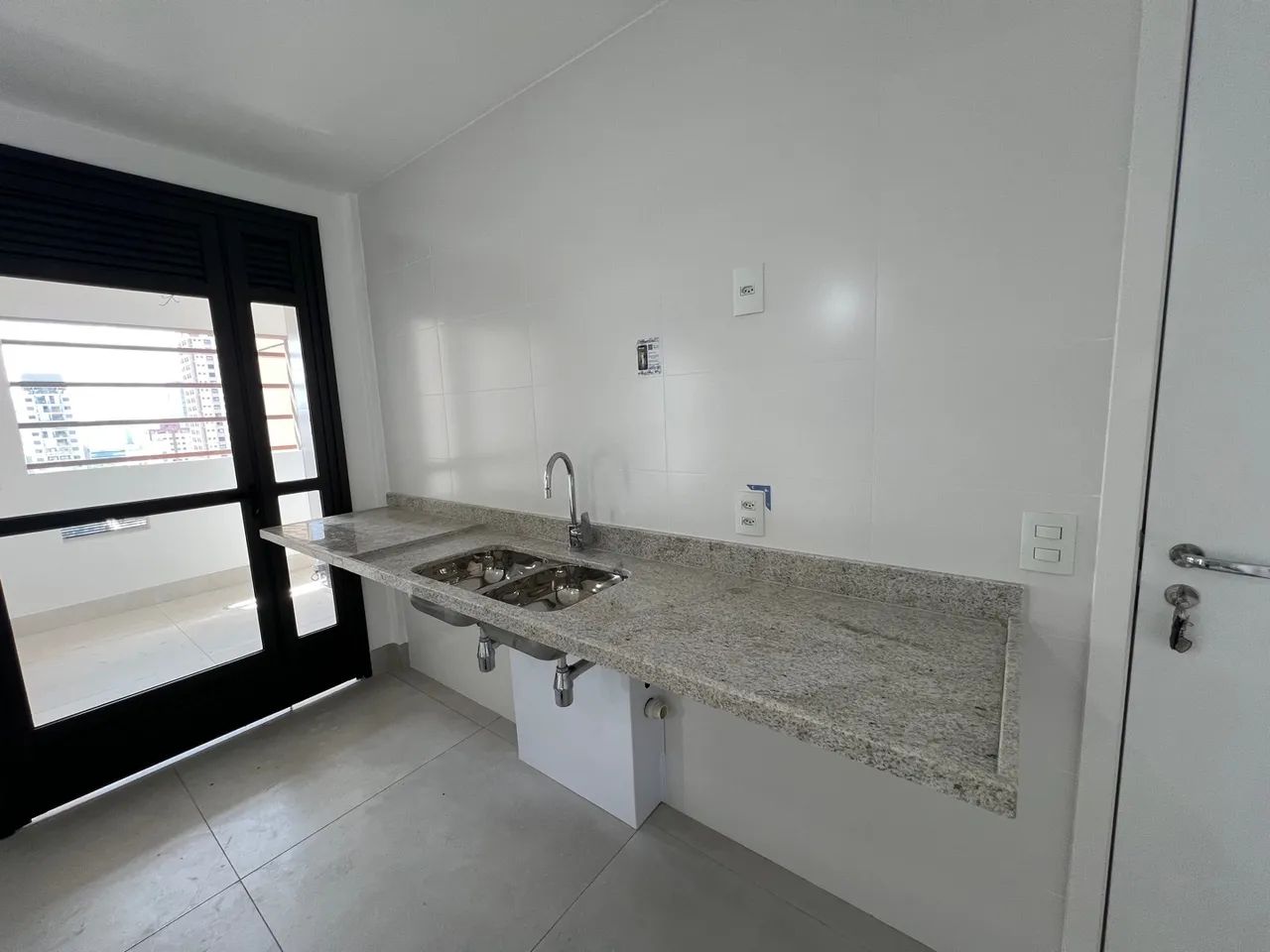 Pia em granito para cozinha - NOVA - Foto 4