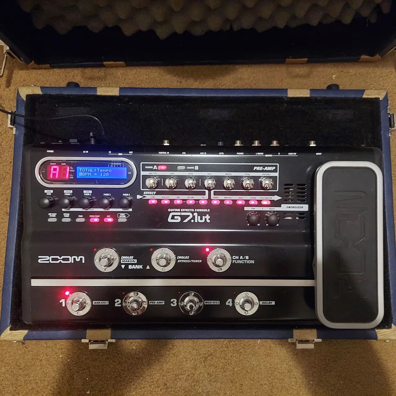 Zoom G7.1ut ギターエフェクター Amazon | ZOOM ギターエフェクツコンソール G7.1ut | ディストーション