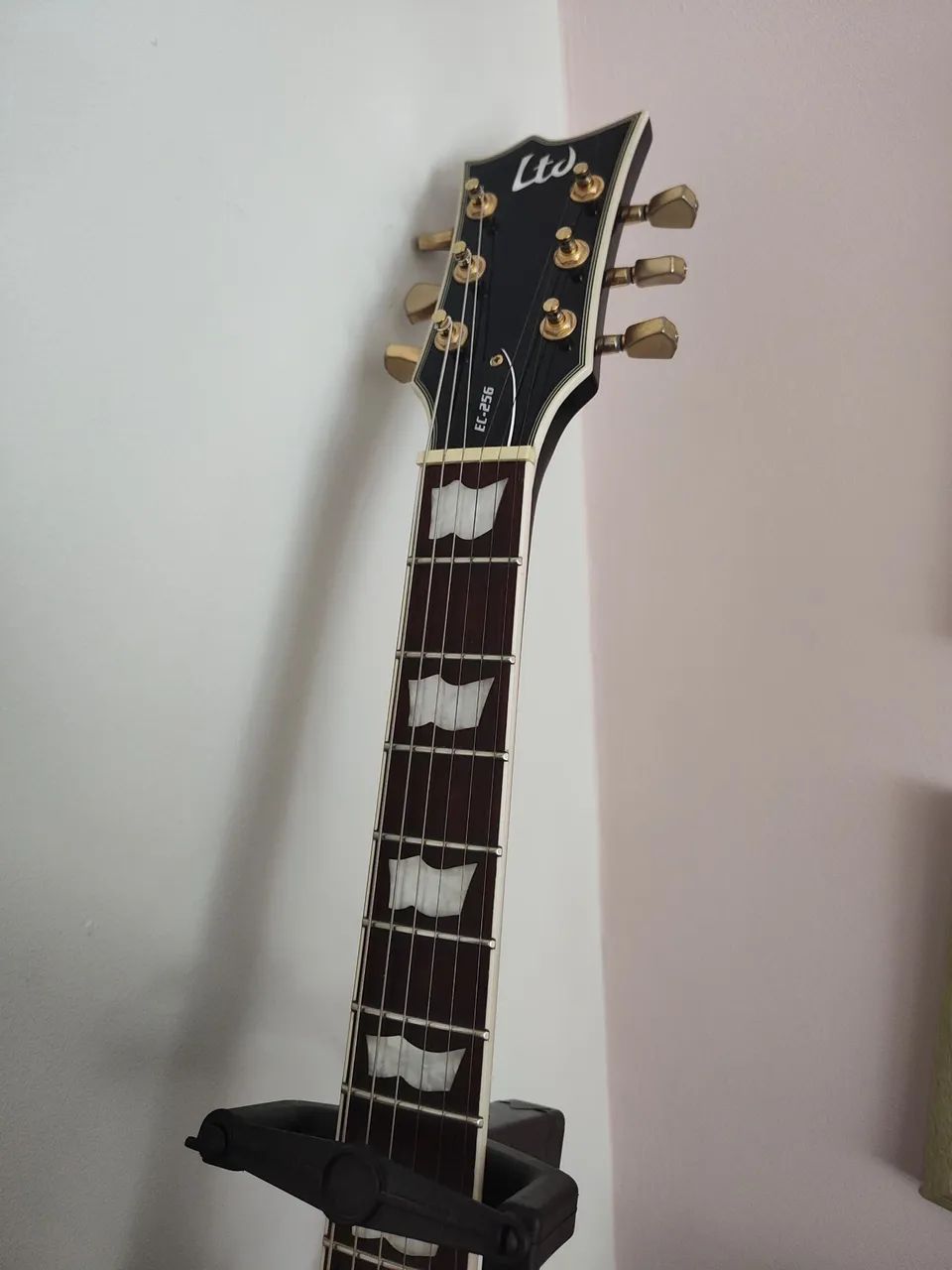 Guitarra LP ESP LTD EC-256 - Foto 3