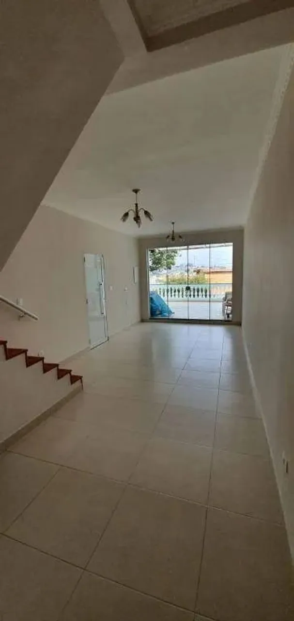 Sobrado com 4 dormitórios para alugar, 200 m² por R$ 3.651,66/mês - Vila Renato (Zona Nort