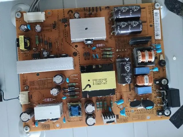 TV LED 39" LG Full HD 39LN5400 (PEÇAS) - Foto 3