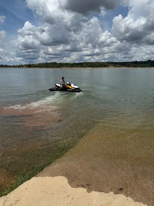 Vendo Jet Ski Seadoo GTR 215 - Foto 6