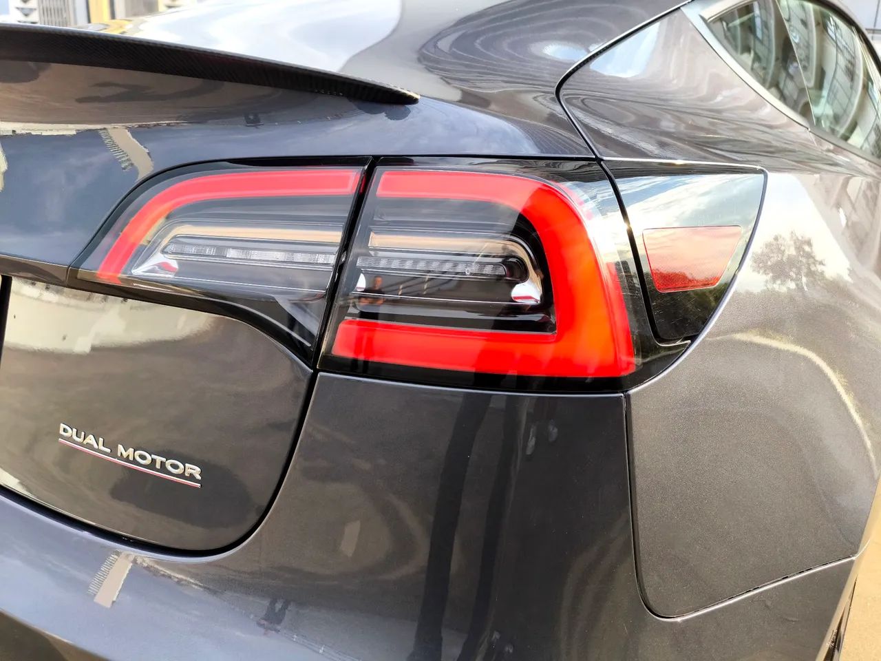 Tesla Model 3 Elétrico AWD Performance, foto 12 de 20
