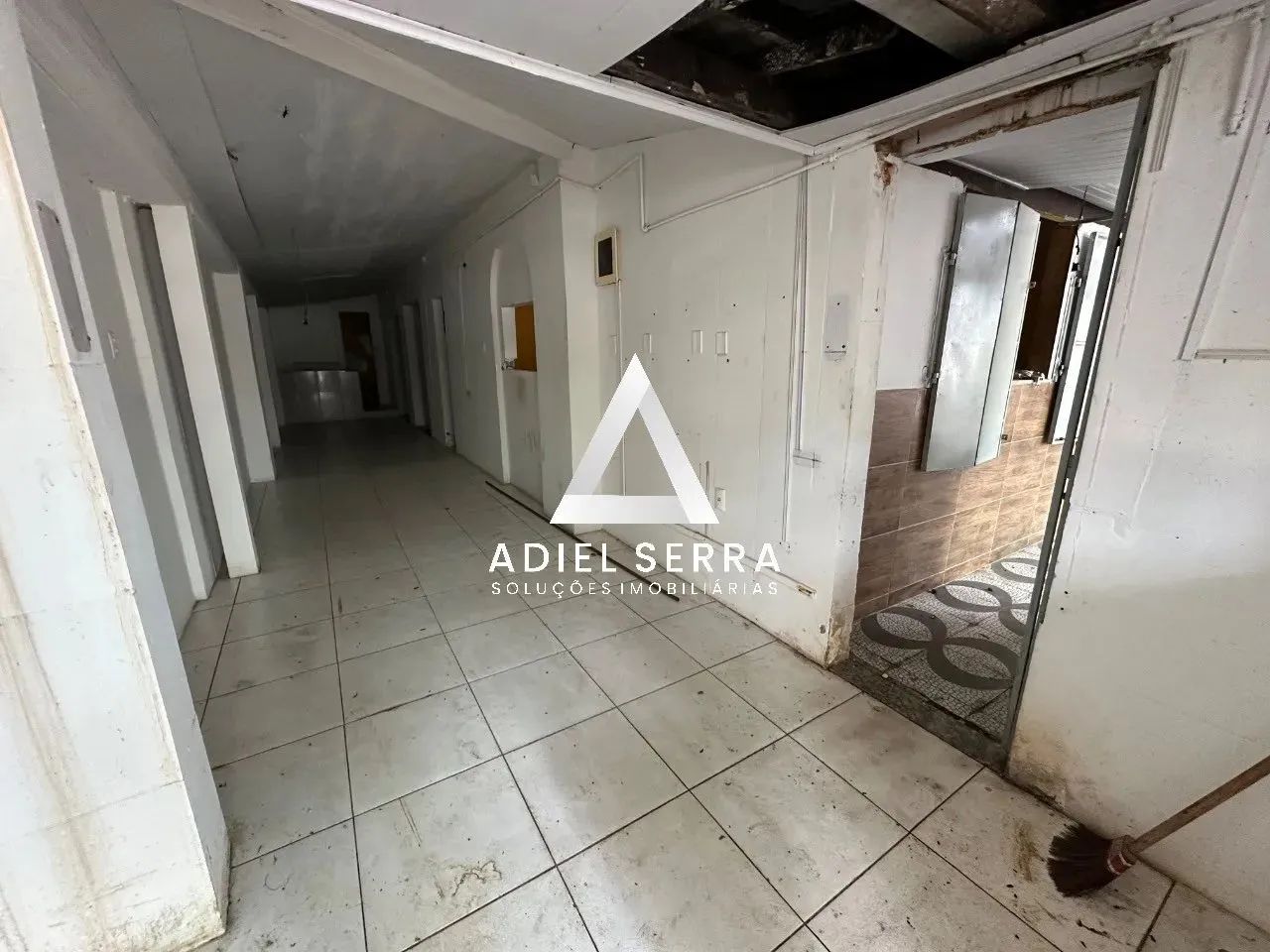 VENDA ou LOCAÇÃO - Costa Azul - Ponto comercial - 204m² - Foto 5