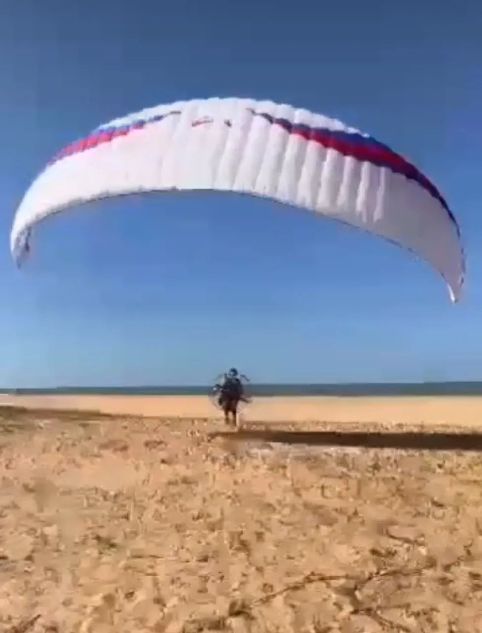 Asa (vela)de paramotor.  Flexos 2. Tamanho XL Nova. Somente 2 voos  - Foto 2