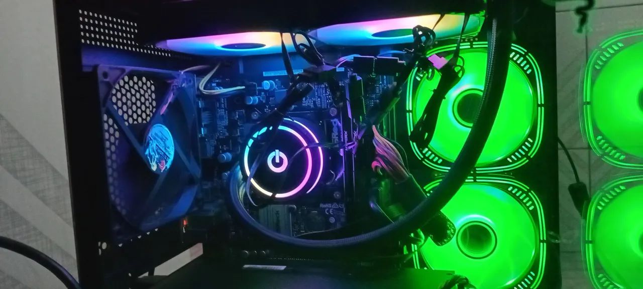 PC Gamer com LED Verde63824111435395121