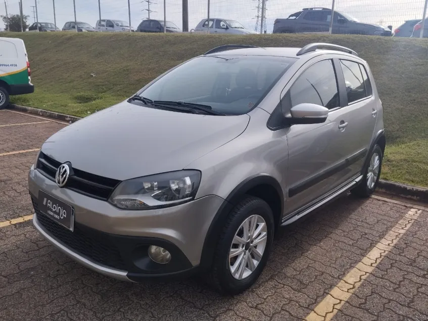 VOLKSWAGEN CROSSFOX 2014 Usados e Novos