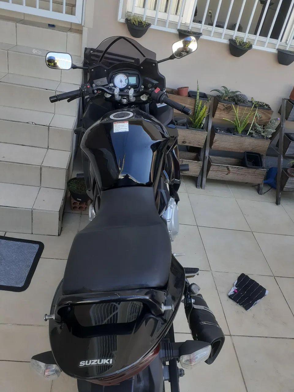 SUZUKI GSX 650F   2009 - Foto 3