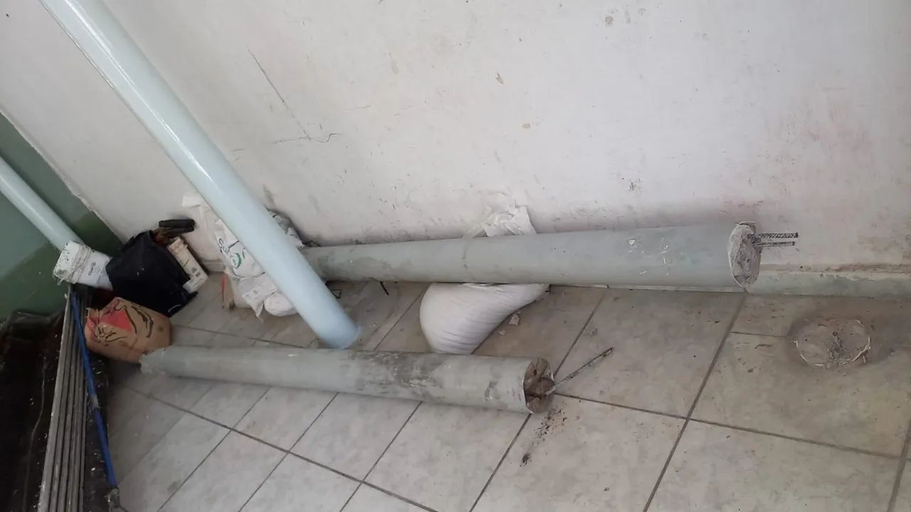 2 Columns64842822567938121