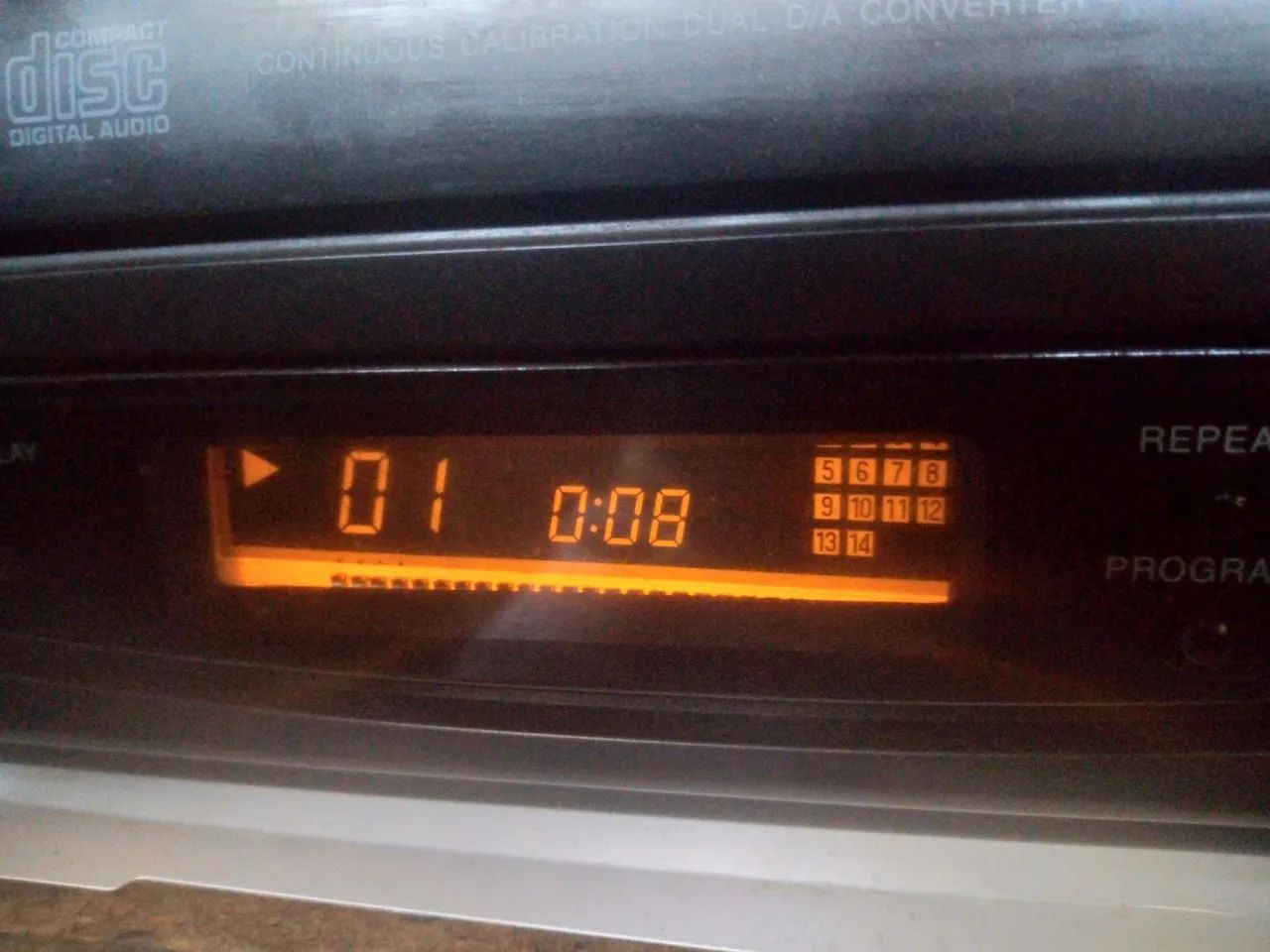 Gradiente CDP-AT3 - Toca CD63824124362243121