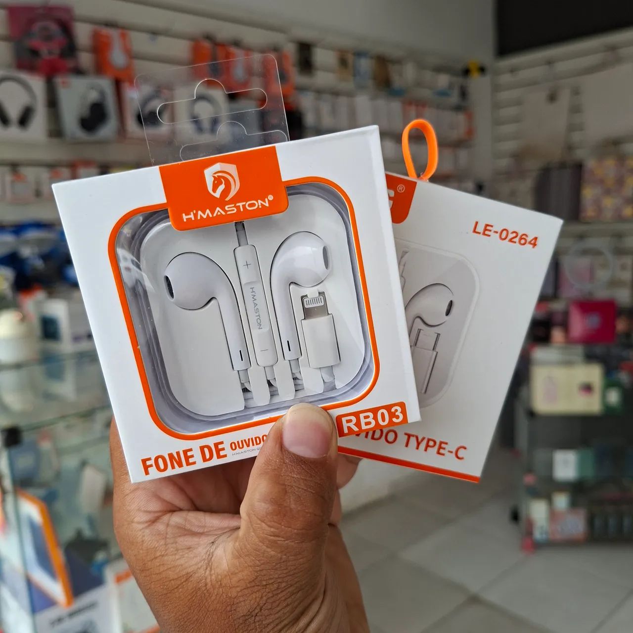 Fone de ouvido iphone e tipo C - entrega em slz e região 