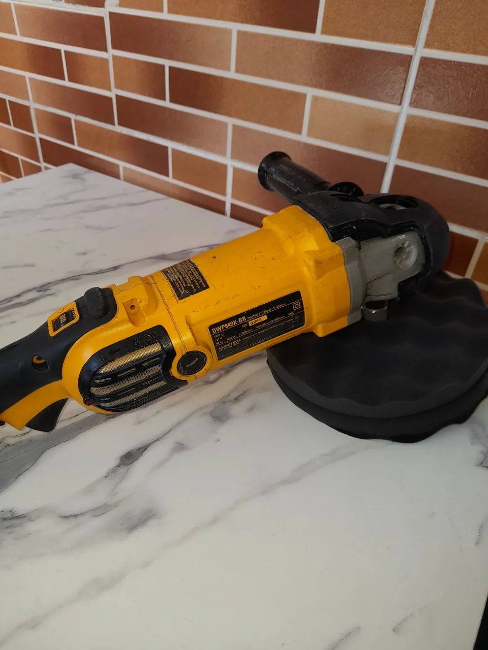 Politriz64529921726979122