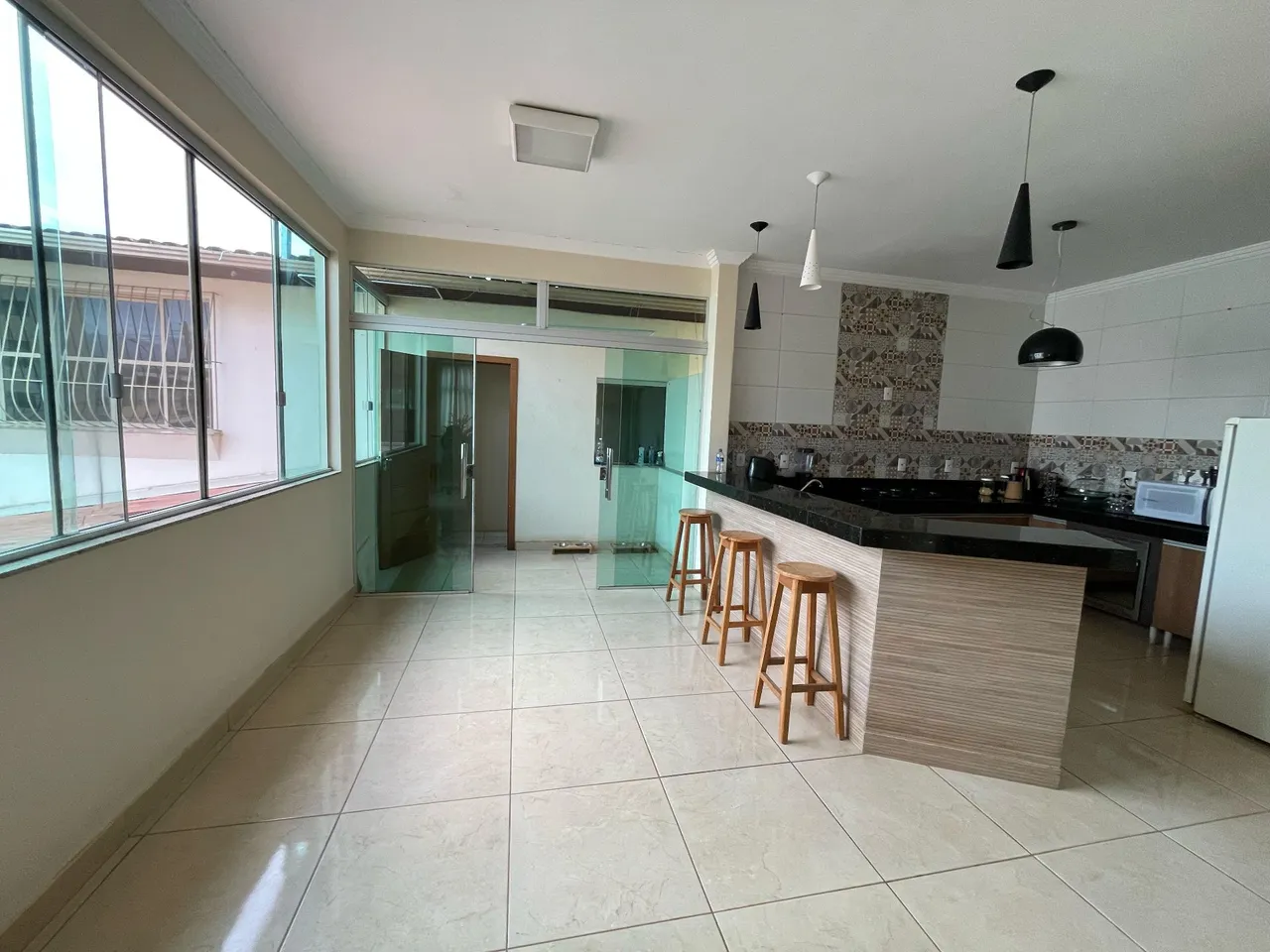 EXCELENTE APARTAMENTO