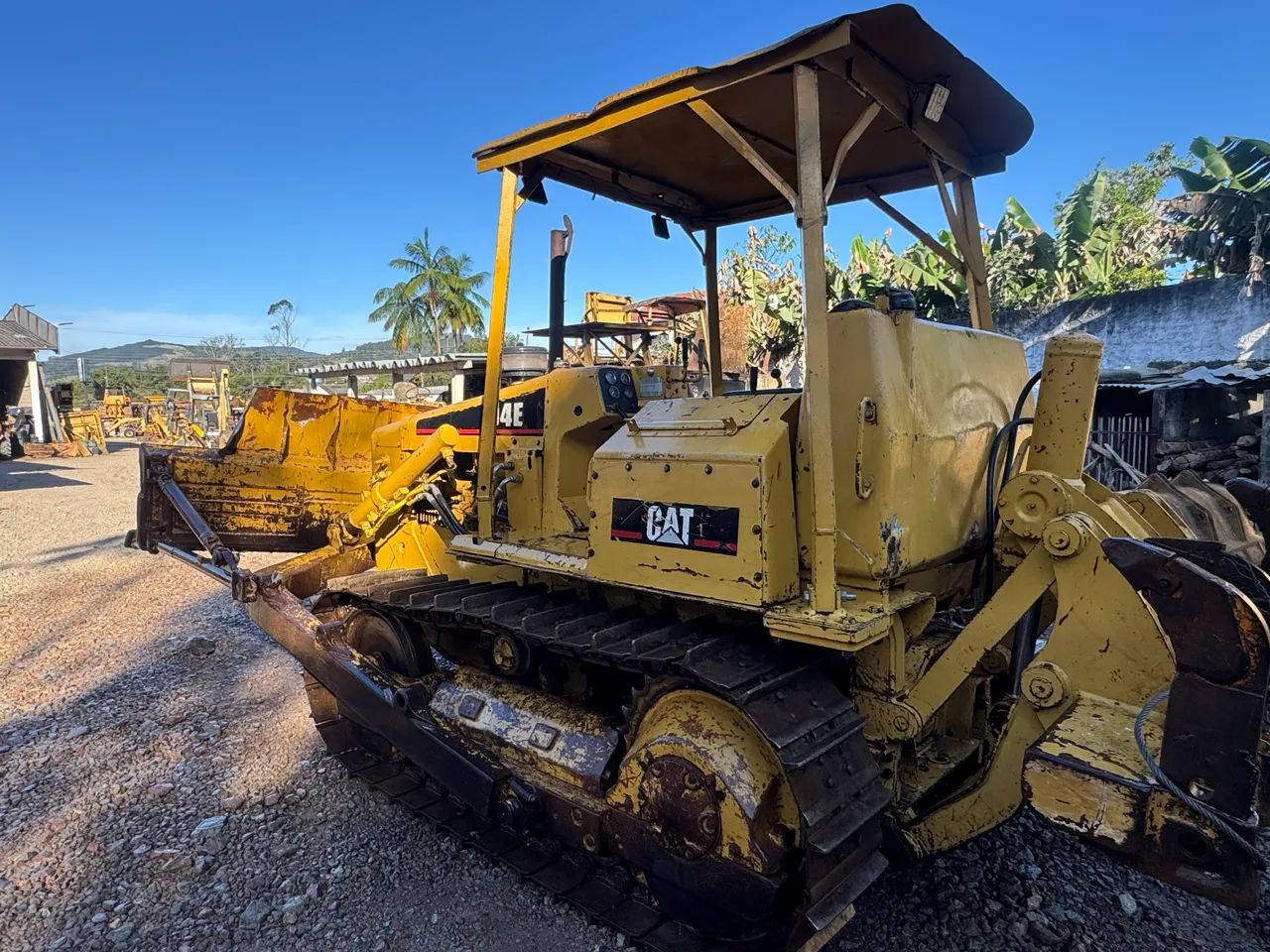 Trator esteira caterpillar D4E - Foto 3