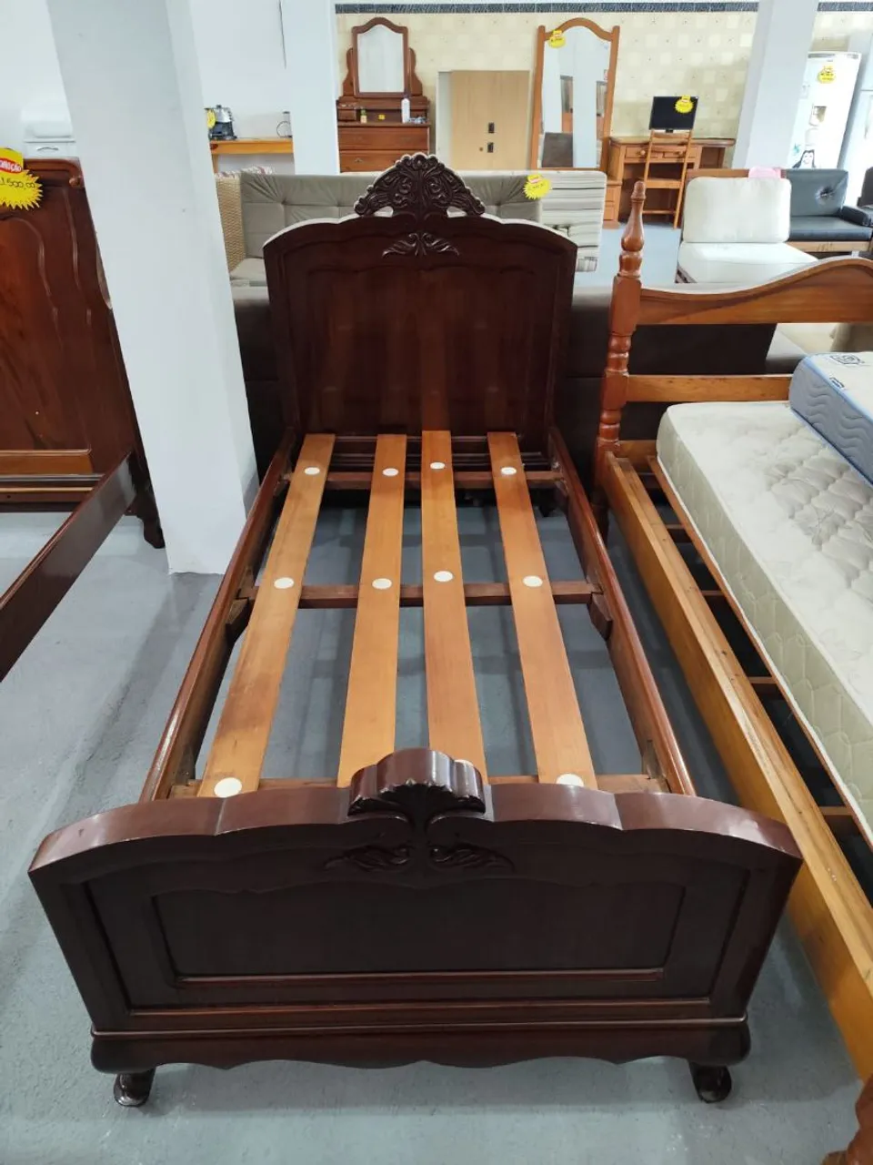 Cama de madeira clássica de Madeira Maciça