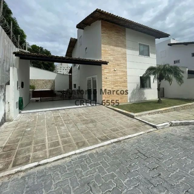 Casa Duplex em condomínio fechado | Olho D?Água