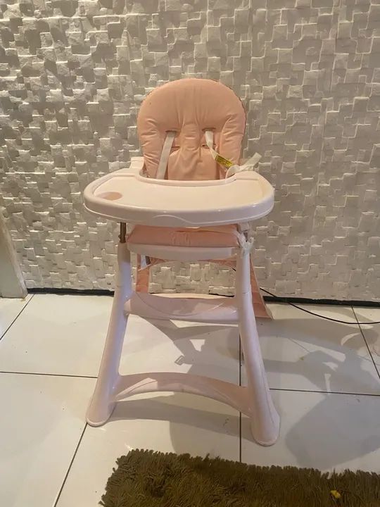 Cadeira de Alimentação Infantil Rosa
