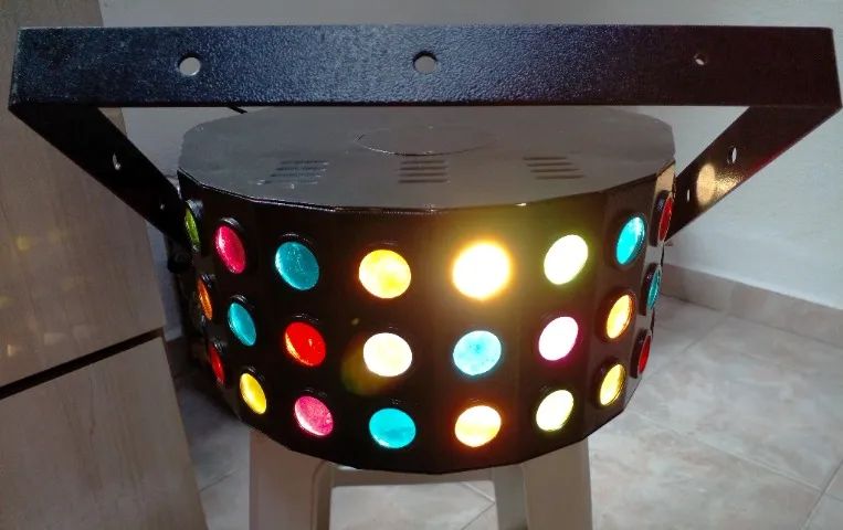 *Máquina de Iluminação Centopéia