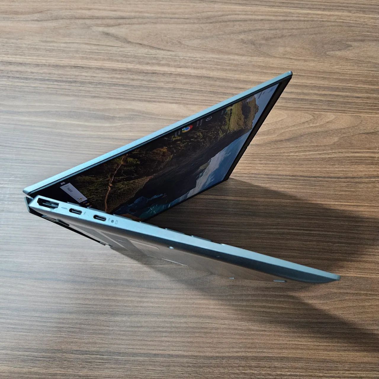 Windowsノート本体 4.DELL Vostro 5320 i7-1260p 16GB 512Gb Dell Vostro 5320 Core i7 1260P・16GBメモリ・512GB SSD