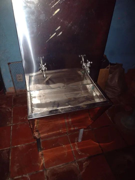 Geladeira Industrial em Aço Inox Usada